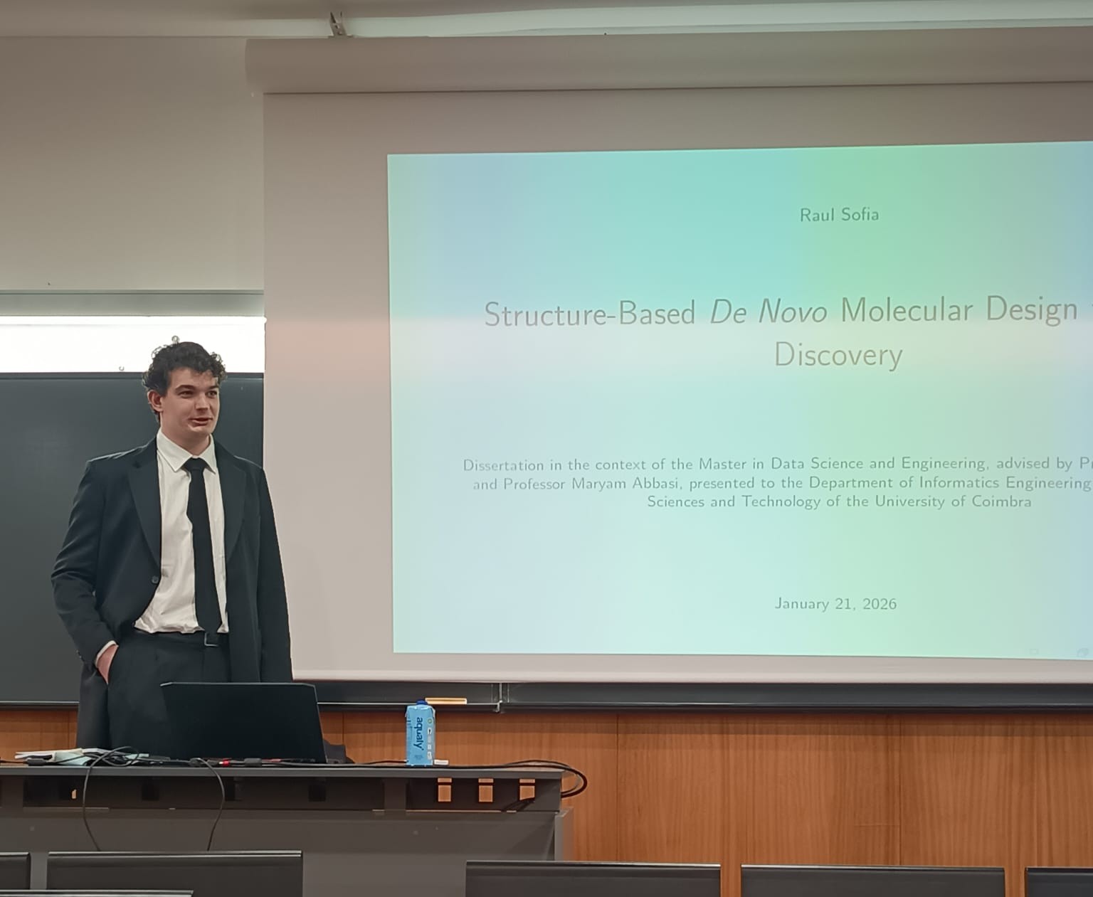 Raul Sofia defending his Master's thesis